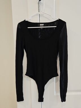 NWOT DKNY Black Long-Sleeve Scoop Neck Bodysuit with Snap Closure